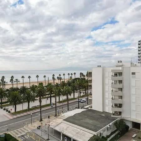 Seafront! Private Terrace - Ac & Wifi 아파트