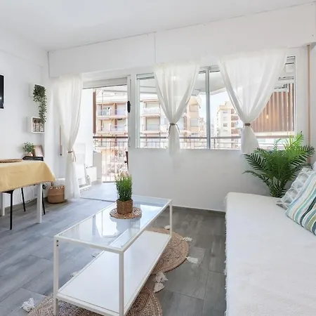 Seafront! Private Terrace - Ac & Wifi *